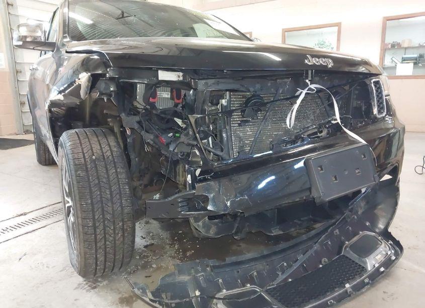 Photo 6 of 2018 Jeep Grand CHEROKEE LIMITED 4X4 (VIN 1C4RJFBG6JC109127)