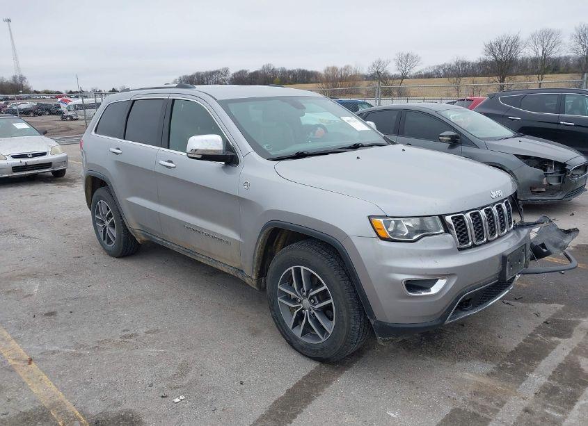 2018 Jeep Grand CHEROKEE LIMITED 4X4 (VIN 1C4RJFBG6JC190971) main photo