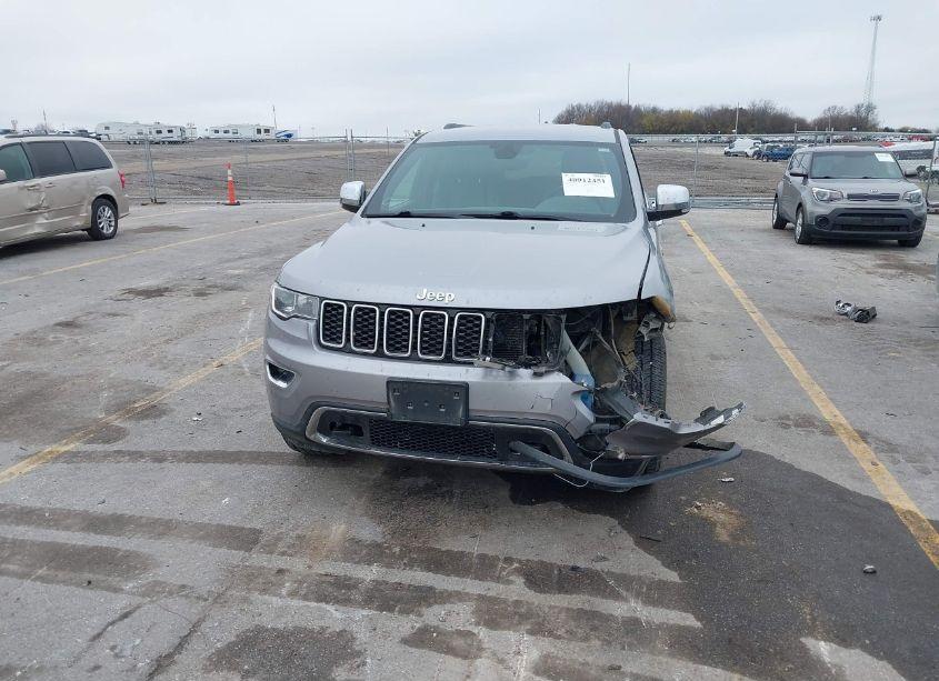 Photo 6 of 2018 Jeep Grand CHEROKEE LIMITED 4X4 (VIN 1C4RJFBG6JC190971)