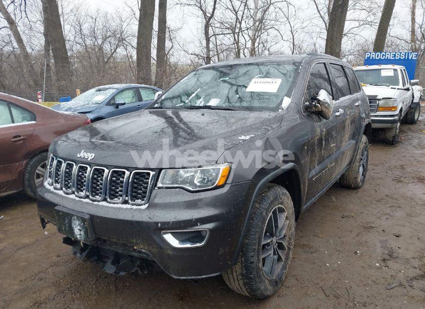 Photo 2 of 2018 Jeep Grand CHEROKEE LIMITED 4X4 (VIN 1C4RJFBG6JC449880)