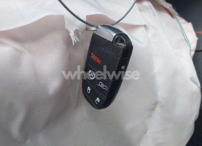 Photo 11 of 2019 Jeep Grand CHEROKEE LIMITED 4X4 (VIN 1C4RJFBG6KC538995)