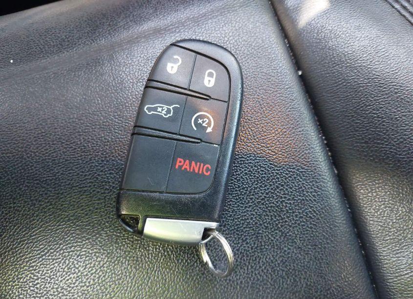 Photo 11 of 2019 Jeep Grand CHEROKEE LIMITED 4X4 (VIN 1C4RJFBG6KC620029)