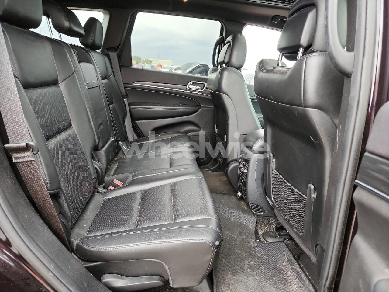 Photo 11 of 2019 JEEP GRAND CHEROKEE LIMITED (VIN 1C4RJFBG6KC627563)