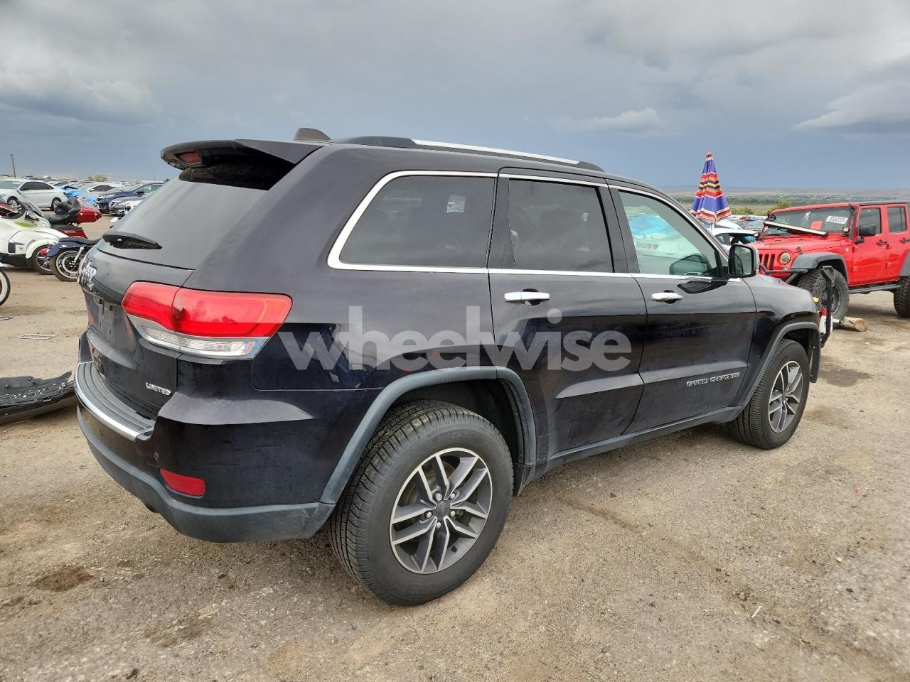 Photo 3 of 2019 JEEP GRAND CHEROKEE LIMITED (VIN 1C4RJFBG6KC627563)
