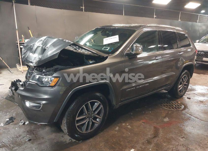 Photo 2 of 2019 Jeep Grand CHEROKEE LIMITED 4X4 (VIN 1C4RJFBG6KC800952)