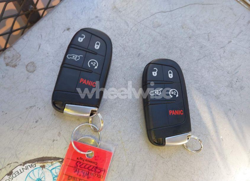 Photo 11 of 2020 Jeep Grand CHEROKEE LIMITED 4X4 (VIN 1C4RJFBG6LC377775)