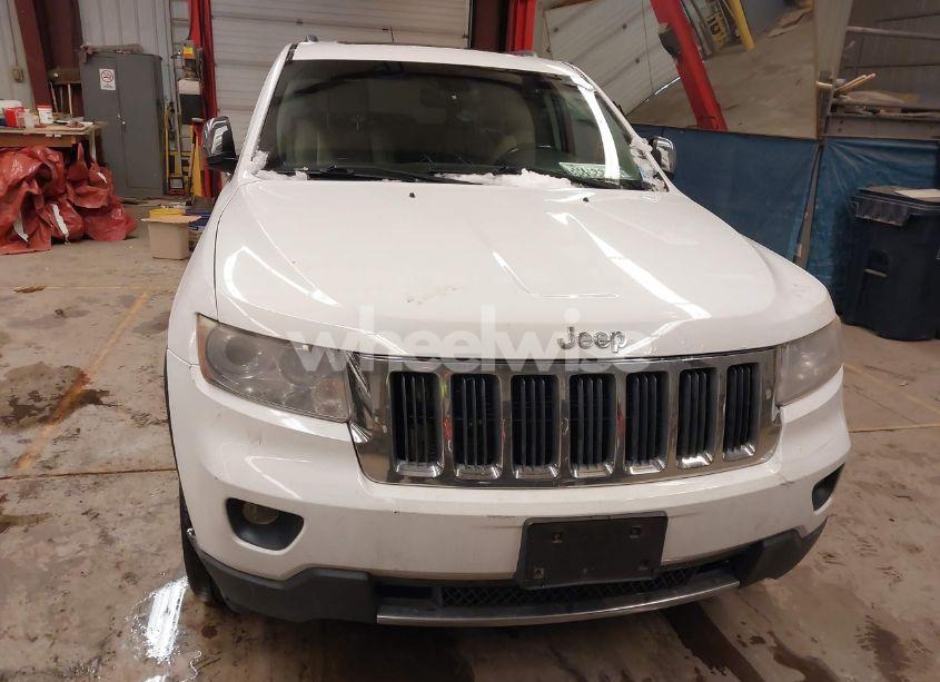 Photo 12 of 2013 Jeep Grand CHEROKEE LIMITED (VIN 1C4RJFBG7DC634024)