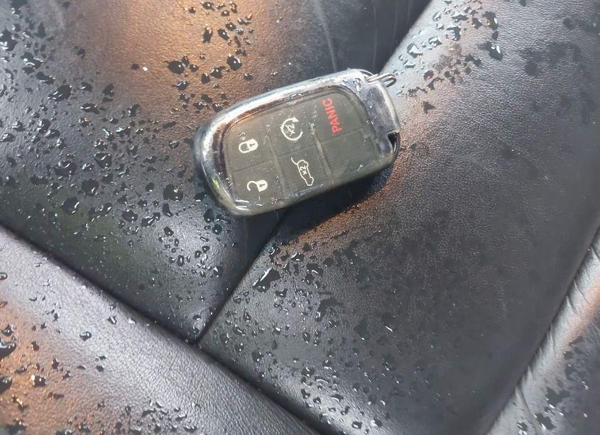 Photo 11 of 2015 Jeep Grand CHEROKEE LIMITED (VIN 1C4RJFBG7FC165567)