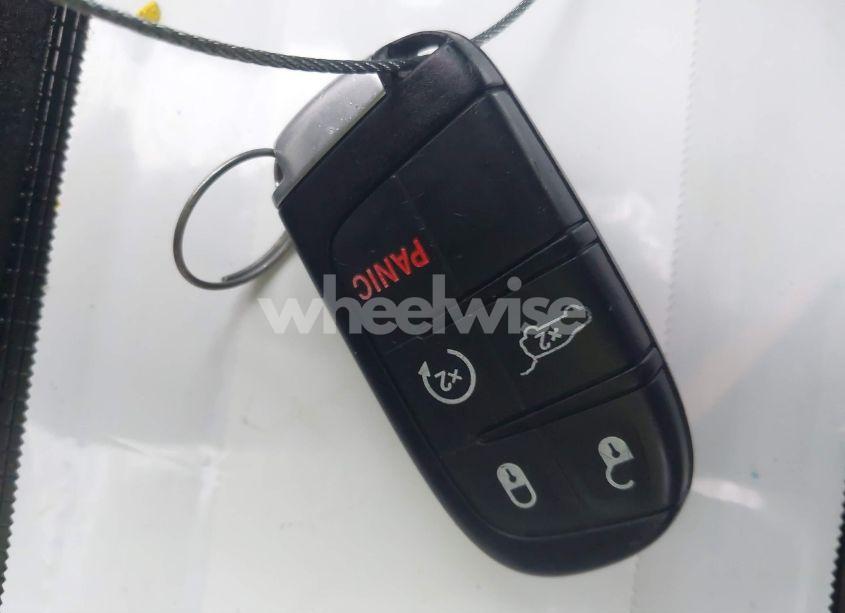 Photo 11 of 2015 Jeep Grand CHEROKEE LIMITED (VIN 1C4RJFBG7FC942460)