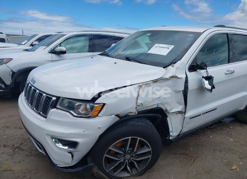 Photo 6 of 2017 Jeep Grand CHEROKEE LIMITED 4X4 (VIN 1C4RJFBG7HC830566)