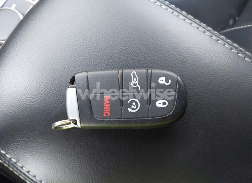 Photo 11 of 2017 Jeep Grand CHEROKEE LIMITED 4X4 (VIN 1C4RJFBG7HC843785)