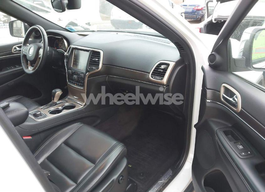 Photo 5 of 2017 Jeep Grand CHEROKEE LIMITED 4X4 (VIN 1C4RJFBG7HC843785)