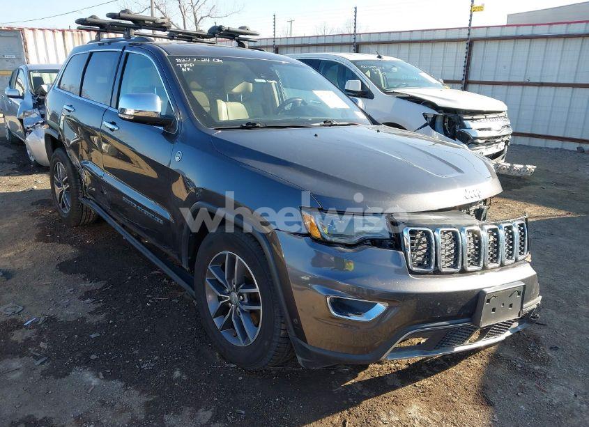 2017 Jeep Grand CHEROKEE LIMITED 4X4 (VIN 1C4RJFBG7HC856066) main photo