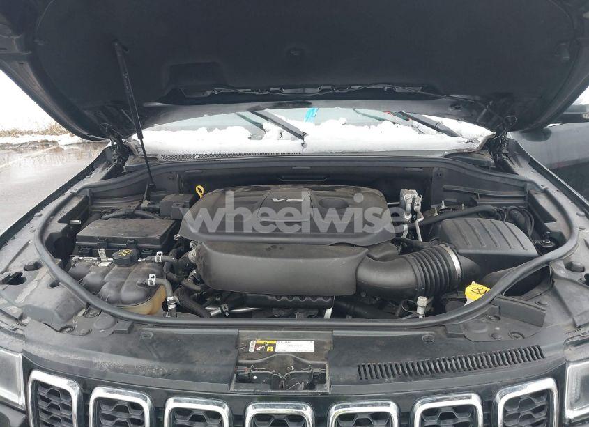 Photo 10 of 2019 Jeep Grand CHEROKEE LIMITED 4X4 (VIN 1C4RJFBG7KC541680)