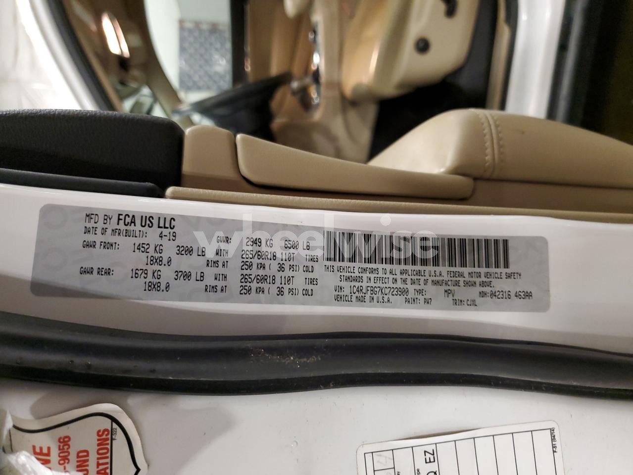 Photo 13 of 2019 JEEP GRAND CHEROKEE LIMITED (VIN 1C4RJFBG7KC723900)