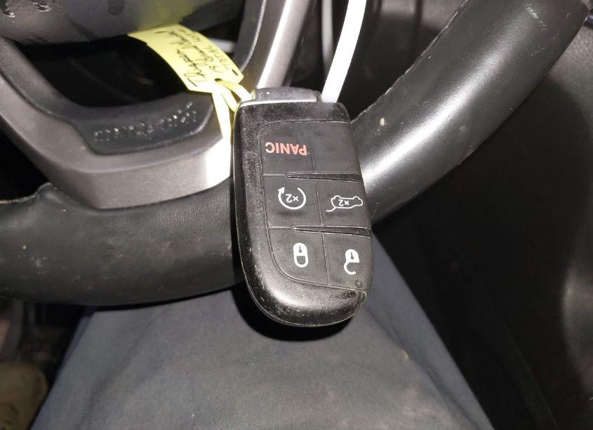 Photo 11 of 2019 Jeep Grand CHEROKEE LIMITED 4X4 (VIN 1C4RJFBG7KC746061)