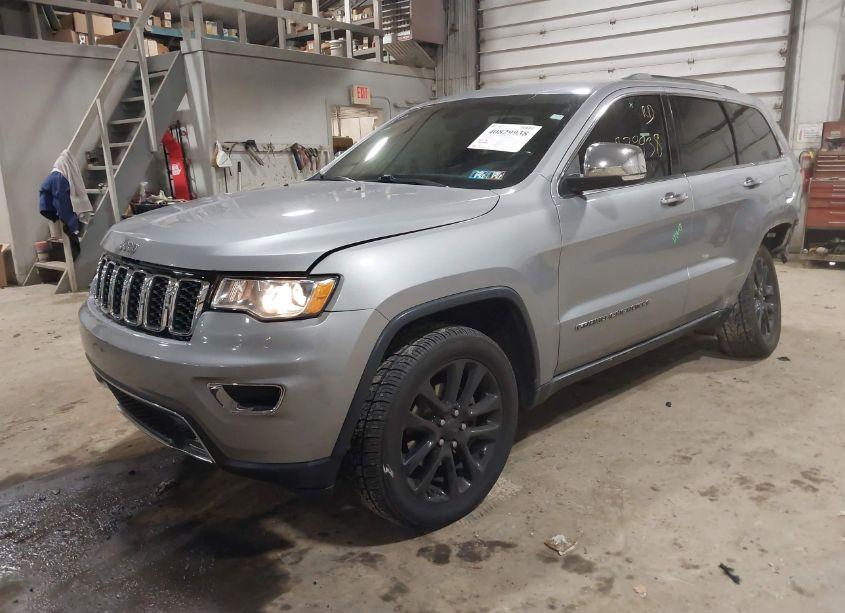 Photo 2 of 2019 Jeep Grand CHEROKEE LIMITED 4X4 (VIN 1C4RJFBG7KC746061)