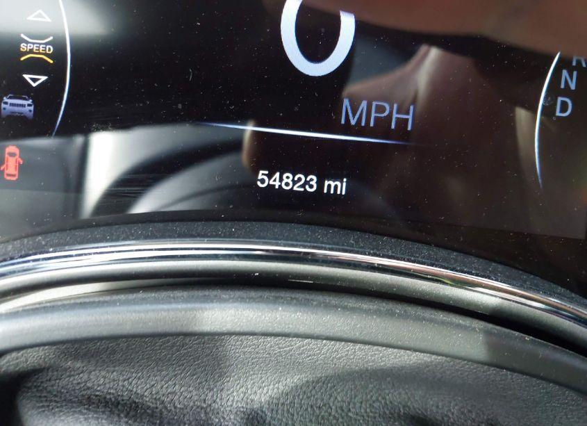 Photo 15 of 2019 Jeep Grand CHEROKEE LIMITED 4X4 (VIN 1C4RJFBG7KC808588)