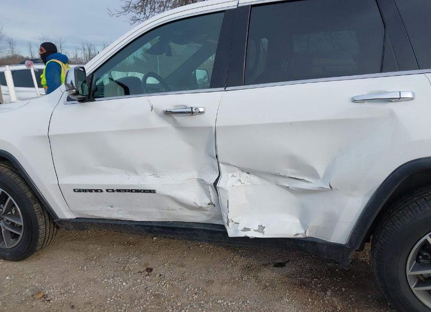 Photo 6 of 2019 Jeep Grand CHEROKEE LIMITED 4X4 (VIN 1C4RJFBG7KC808588)