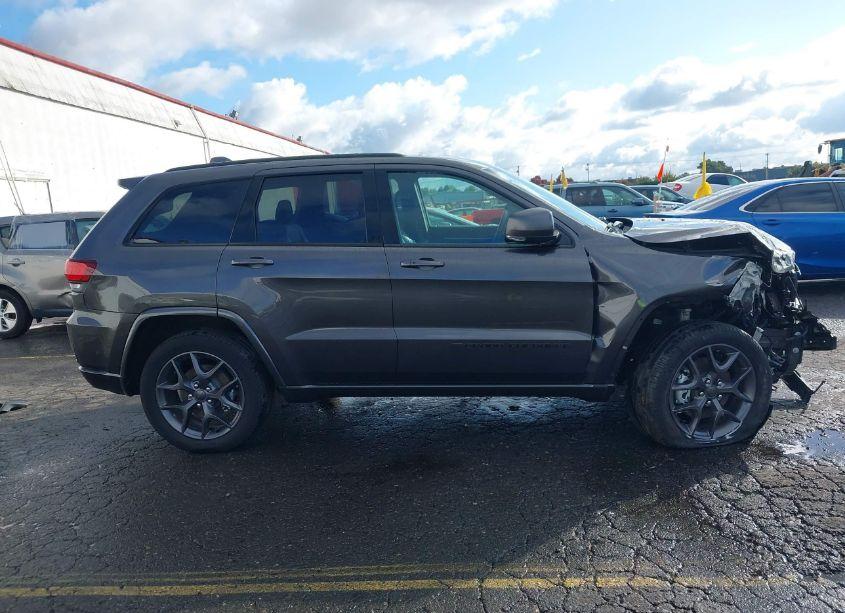 Photo 13 of 2021 Jeep Grand CHEROKEE 80TH ANNIVERSARY 4X4 (VIN 1C4RJFBG7MC672739)