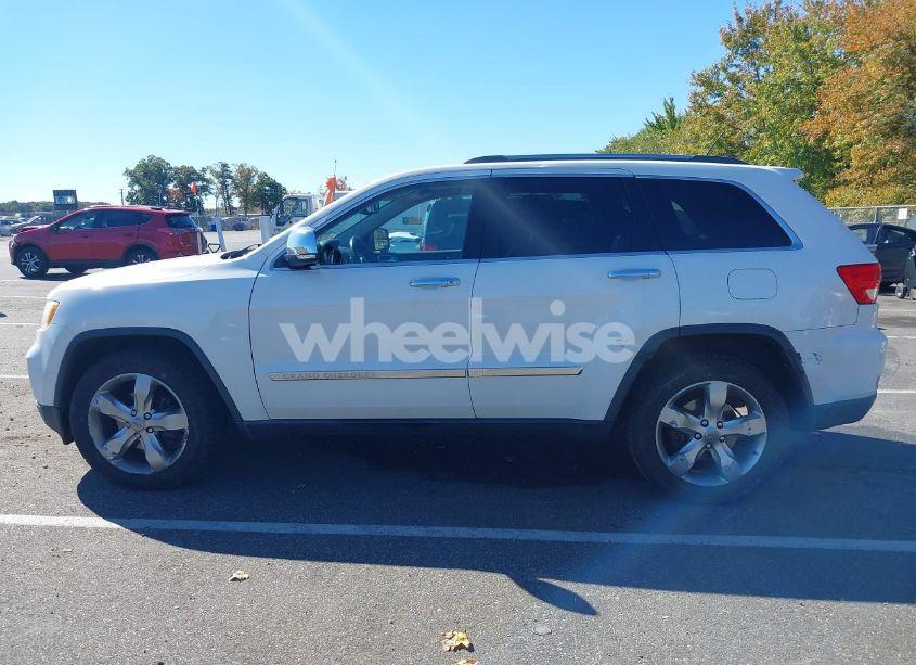 Photo 14 of 2013 Jeep Grand CHEROKEE LIMITED (VIN 1C4RJFBG8DC542887)