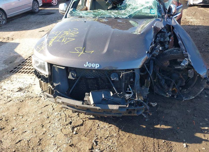 Photo 10 of 2014 Jeep Grand CHEROKEE LIMITED (VIN 1C4RJFBG8EC325504)