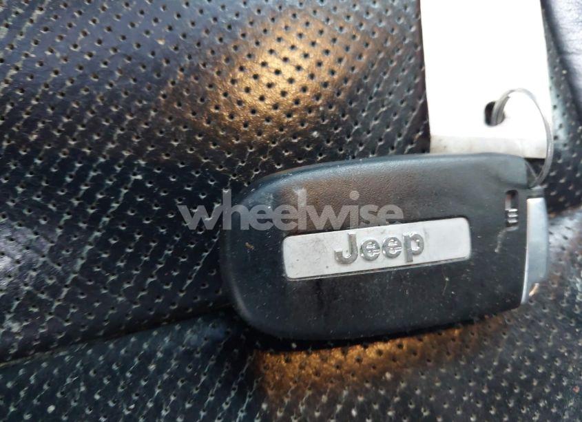 Photo 11 of 2015 Jeep Grand CHEROKEE LIMITED (VIN 1C4RJFBG8FC173385)
