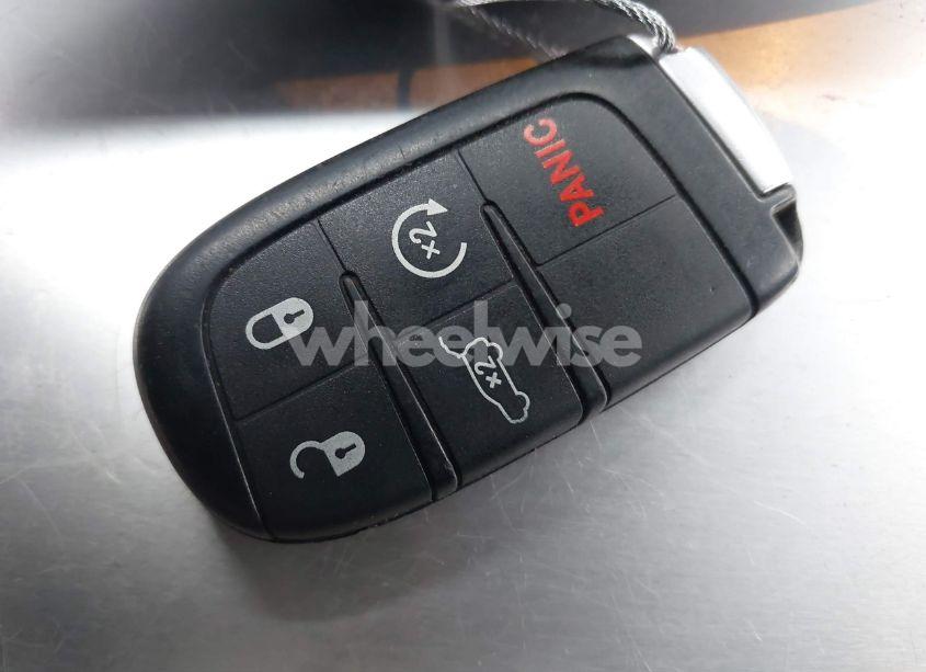 Photo 11 of 2015 Jeep Grand CHEROKEE LIMITED (VIN 1C4RJFBG8FC242172)