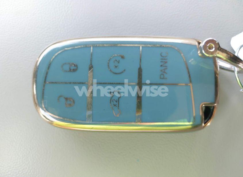 Photo 11 of 2015 Jeep Grand CHEROKEE LIMITED (VIN 1C4RJFBG8FC653183)