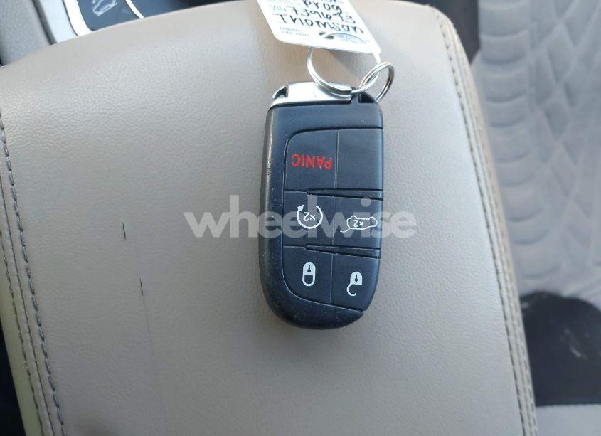 Photo 11 of 2015 Jeep Grand CHEROKEE LIMITED (VIN 1C4RJFBG8FC739643)