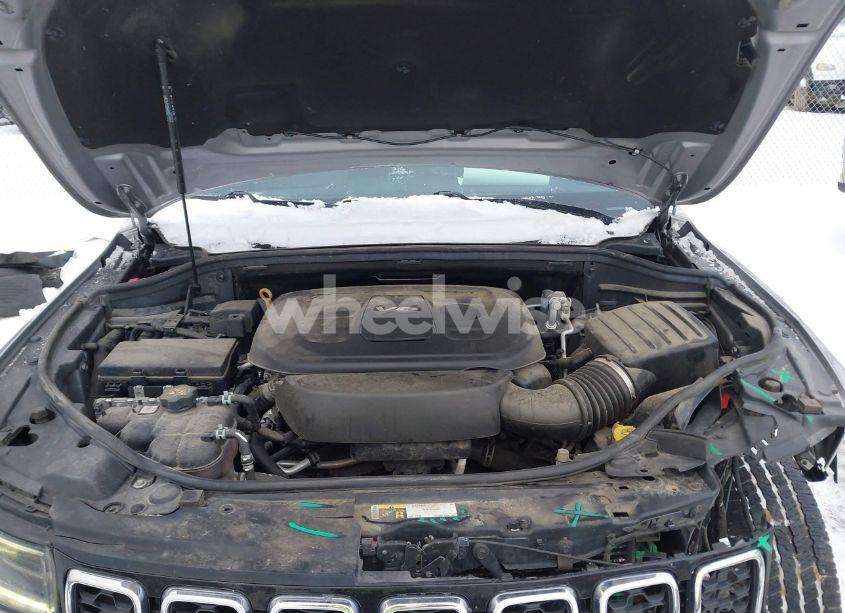 Photo 10 of 2017 Jeep Grand CHEROKEE LIMITED 4X4 (VIN 1C4RJFBG8HC638380)