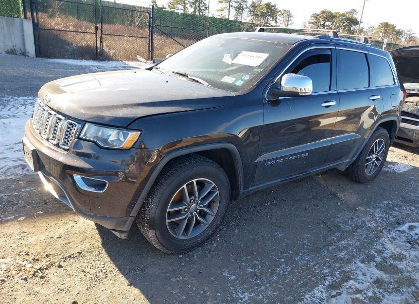 Photo 2 of 2017 Jeep Grand CHEROKEE LIMITED 4X4 (VIN 1C4RJFBG8HC682962)