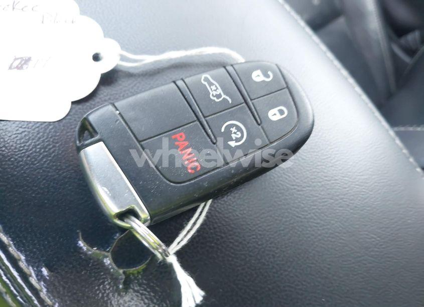 Photo 11 of 2017 Jeep Grand CHEROKEE LIMITED 4X4 (VIN 1C4RJFBG8HC695369)