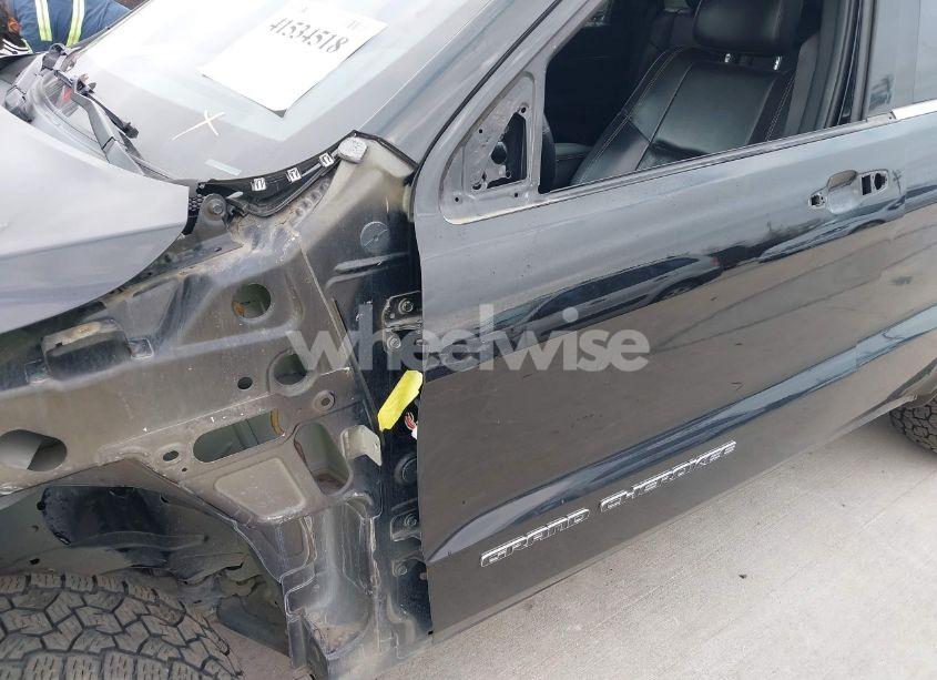 Photo 18 of 2017 Jeep Grand CHEROKEE LIMITED 4X4 (VIN 1C4RJFBG8HC885480)