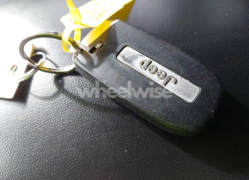 Photo 11 of 2017 Jeep Grand CHEROKEE LIMITED 4X4 (VIN 1C4RJFBG8HC932474)