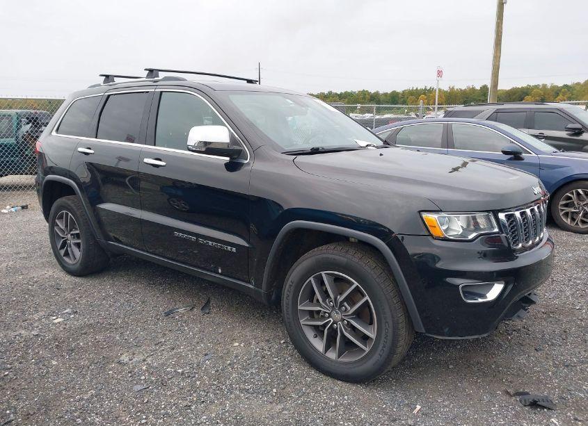 2018 Jeep Grand CHEROKEE LIMITED 4X4 (VIN 1C4RJFBG8JC135745) main photo