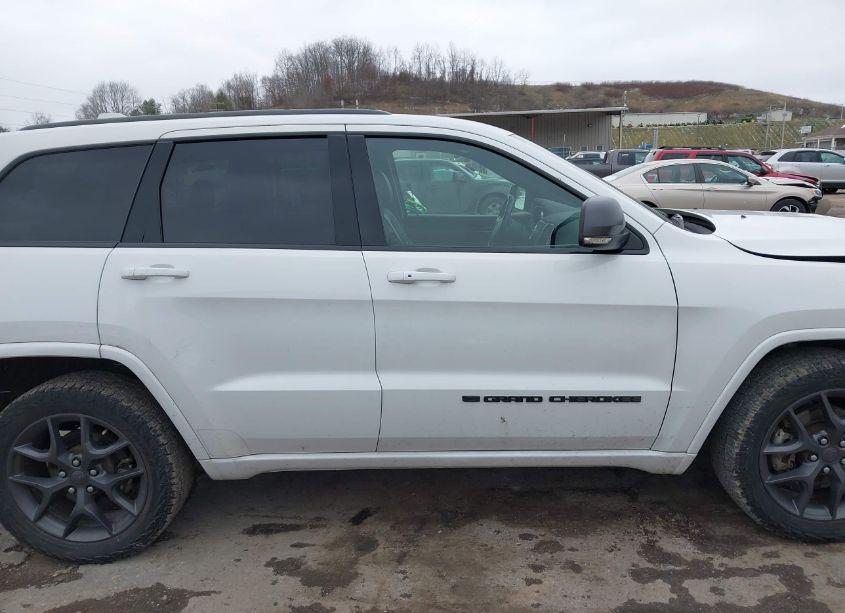 Photo 13 of 2021 Jeep Grand CHEROKEE 80TH ANNIVERSARY 4X4 (VIN 1C4RJFBG8MC630788)