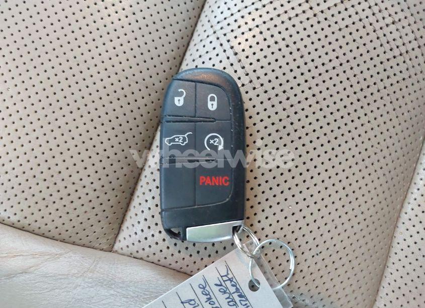 Photo 11 of 2015 Jeep Grand CHEROKEE LIMITED (VIN 1C4RJFBG9FC226840)