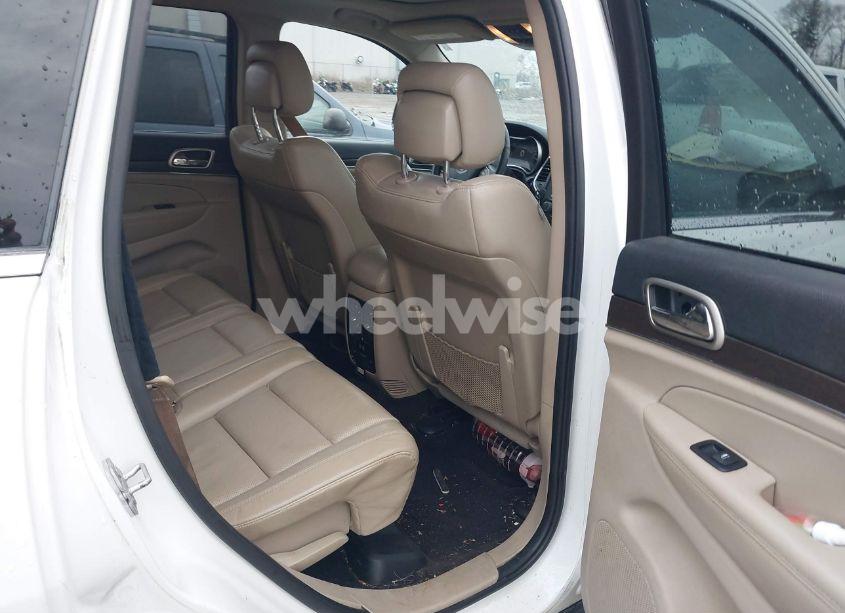 Photo 8 of 2015 Jeep Grand CHEROKEE LIMITED (VIN 1C4RJFBG9FC226840)