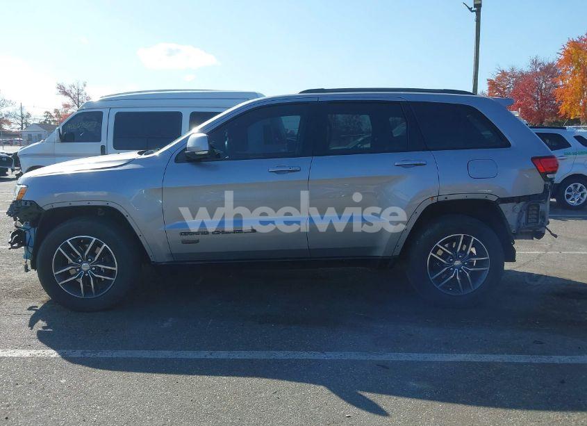 Photo 14 of 2016 Jeep Grand CHEROKEE LIMITED 75TH ANNIVERSARY (VIN 1C4RJFBG9GC333985)