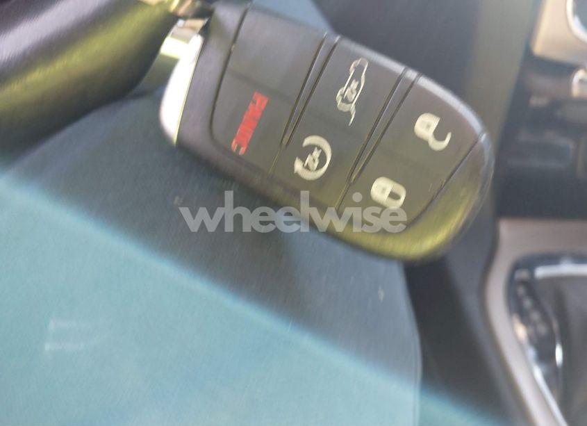 Photo 11 of 2016 Jeep Grand CHEROKEE LIMITED 75TH ANNIVERSARY (VIN 1C4RJFBG9GC399887)