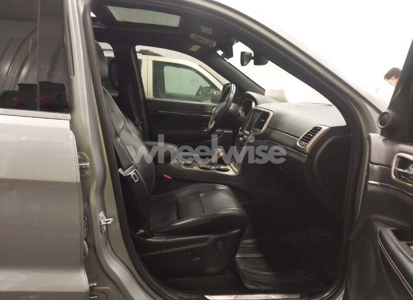 Photo 5 of 2017 Jeep Grand CHEROKEE LIMITED 4X4 (VIN 1C4RJFBG9HC619546)