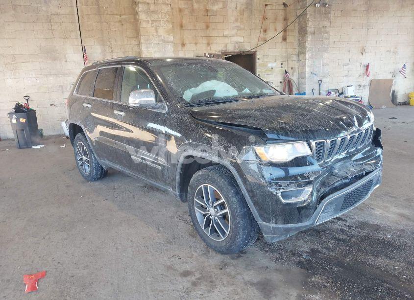 2017 Jeep Grand CHEROKEE LIMITED 4X4 (VIN 1C4RJFBG9HC939840) main photo