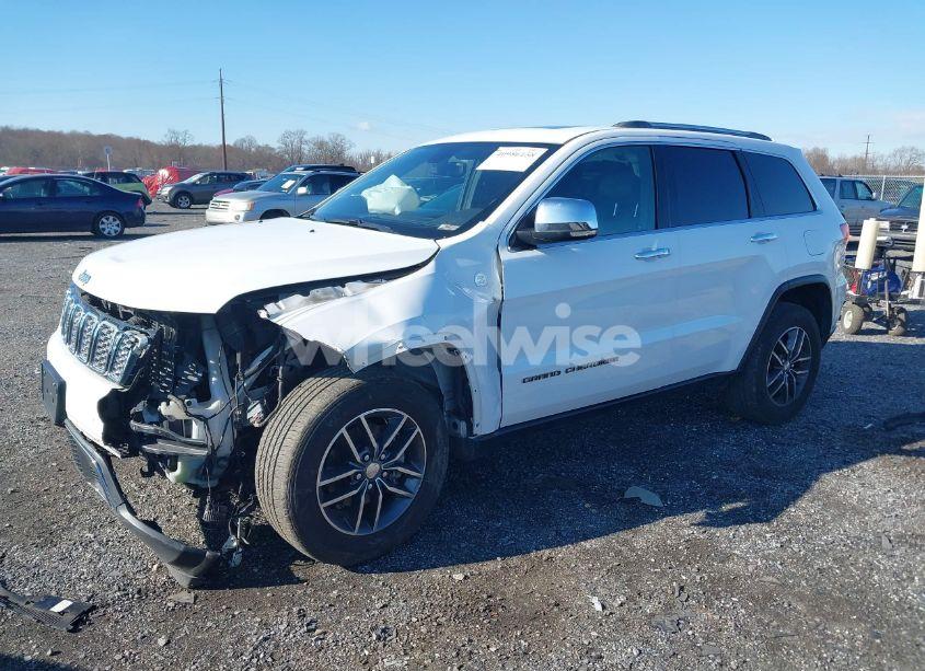Photo 2 of 2018 Jeep Grand CHEROKEE LIMITED 4X4 (VIN 1C4RJFBG9JC204605)
