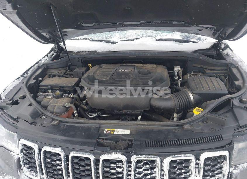 Photo 10 of 2018 Jeep Grand CHEROKEE LIMITED 4X4 (VIN 1C4RJFBG9JC215930)