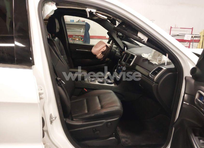 Photo 5 of 2018 Jeep Grand CHEROKEE LIMITED 4X4 (VIN 1C4RJFBG9JC411706)