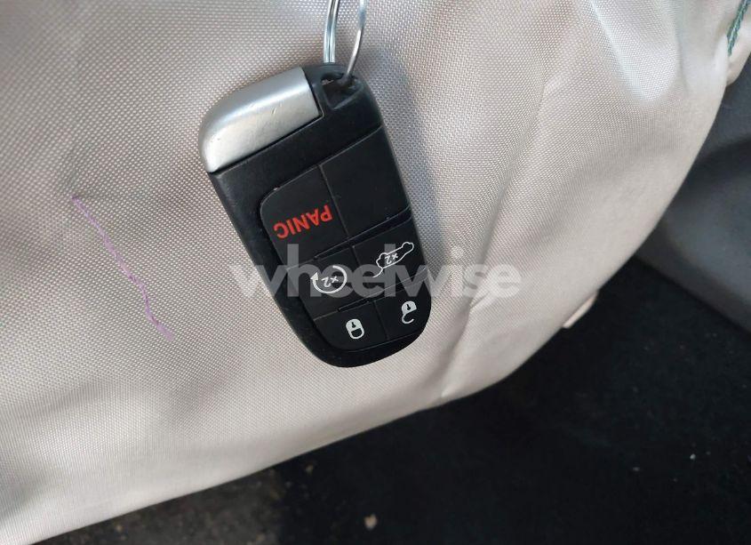 Photo 11 of 2019 Jeep Grand CHEROKEE LIMITED 4X4 (VIN 1C4RJFBG9KC749057)