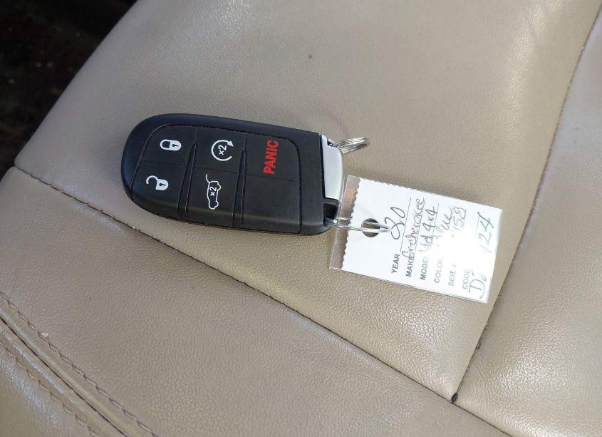 Photo 11 of 2020 Jeep Grand CHEROKEE LIMITED 4X4 (VIN 1C4RJFBG9LC389158)