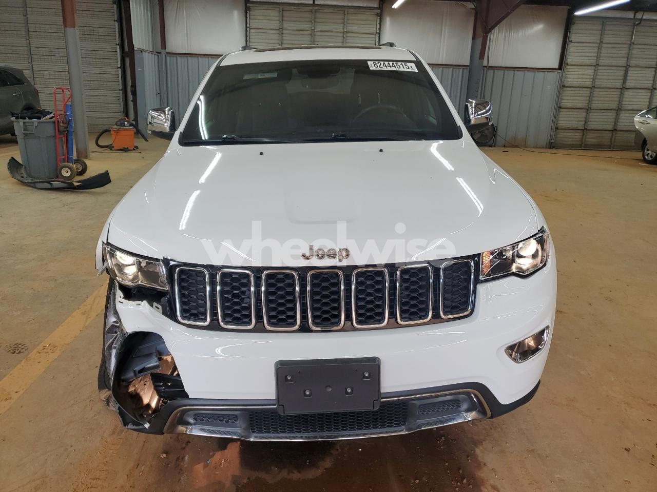 Photo 5 of 2022 JEEP GRAND CHEROKEE LIMITED (VIN 1C4RJFBG9NC165634)