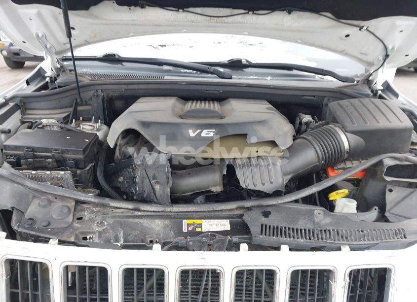 Photo 10 of 2014 Jeep Grand CHEROKEE LIMITED (VIN 1C4RJFBGXEC517233)